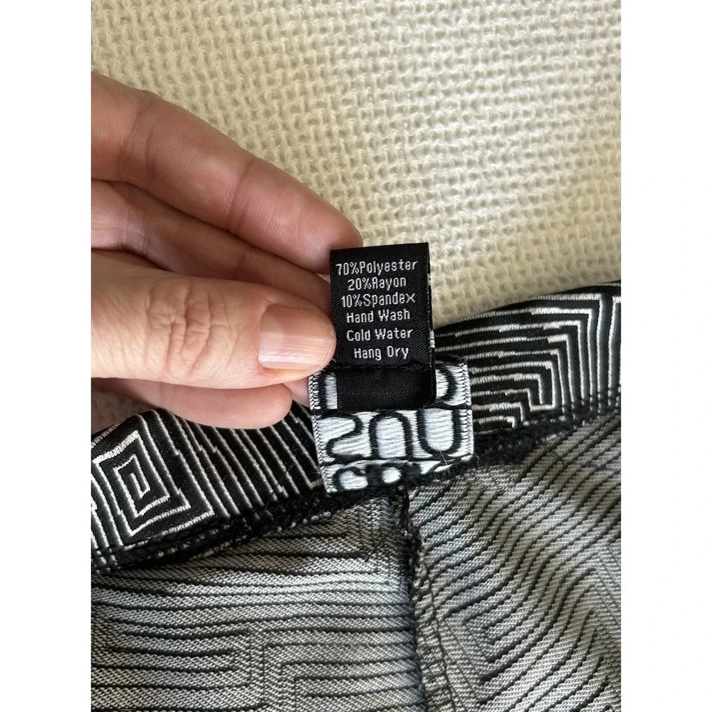 Clara Sun Woo Pull On Black White Geometric Wide Leg Pants Front Slit Size 1X - Picture 7 of 7